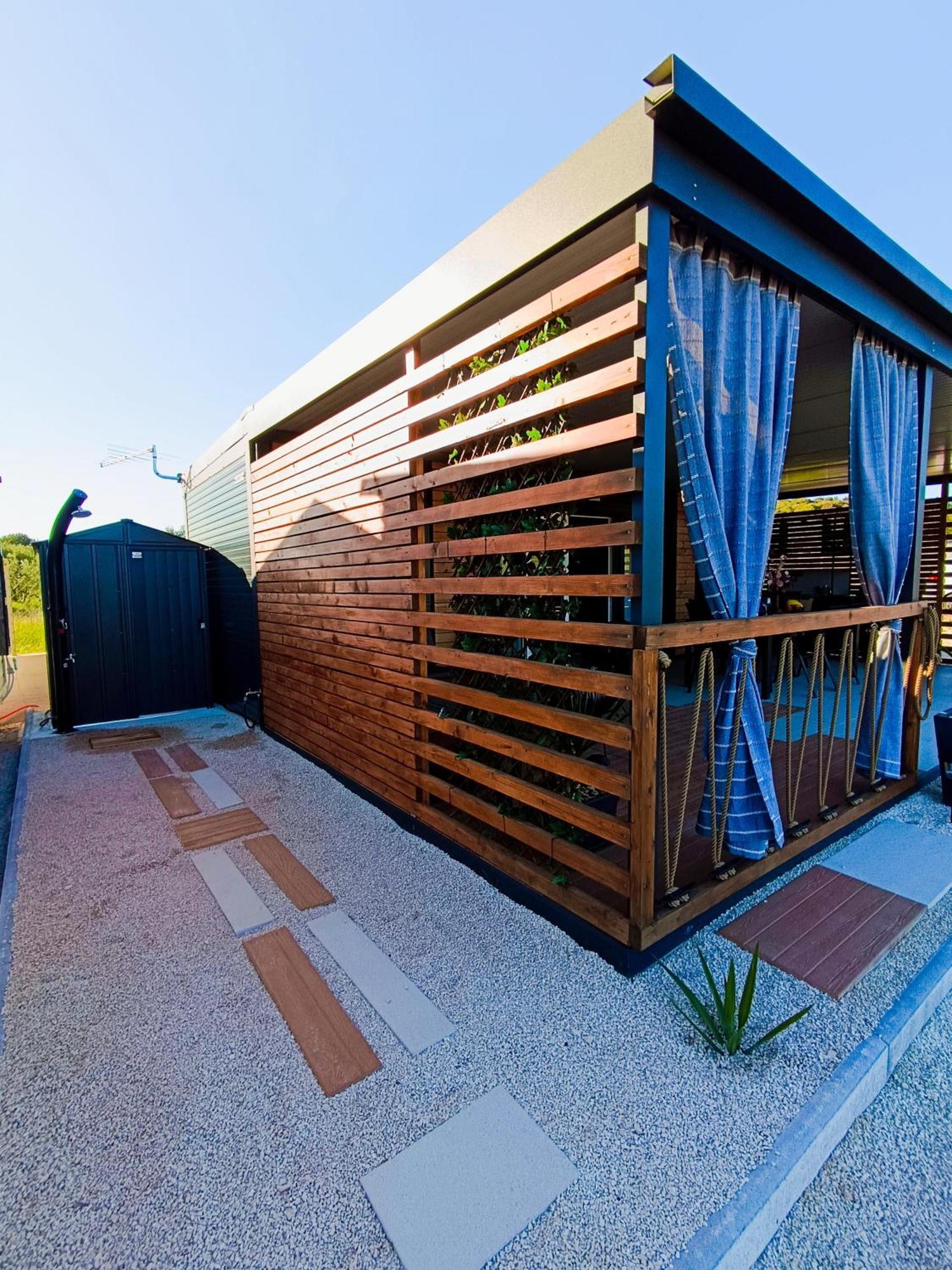 Mobile Home Vilmaris Pakostane Luaran gambar
