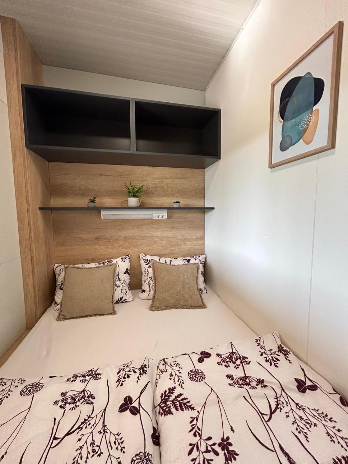 Mobile Home Vilmaris Pakostane Luaran gambar