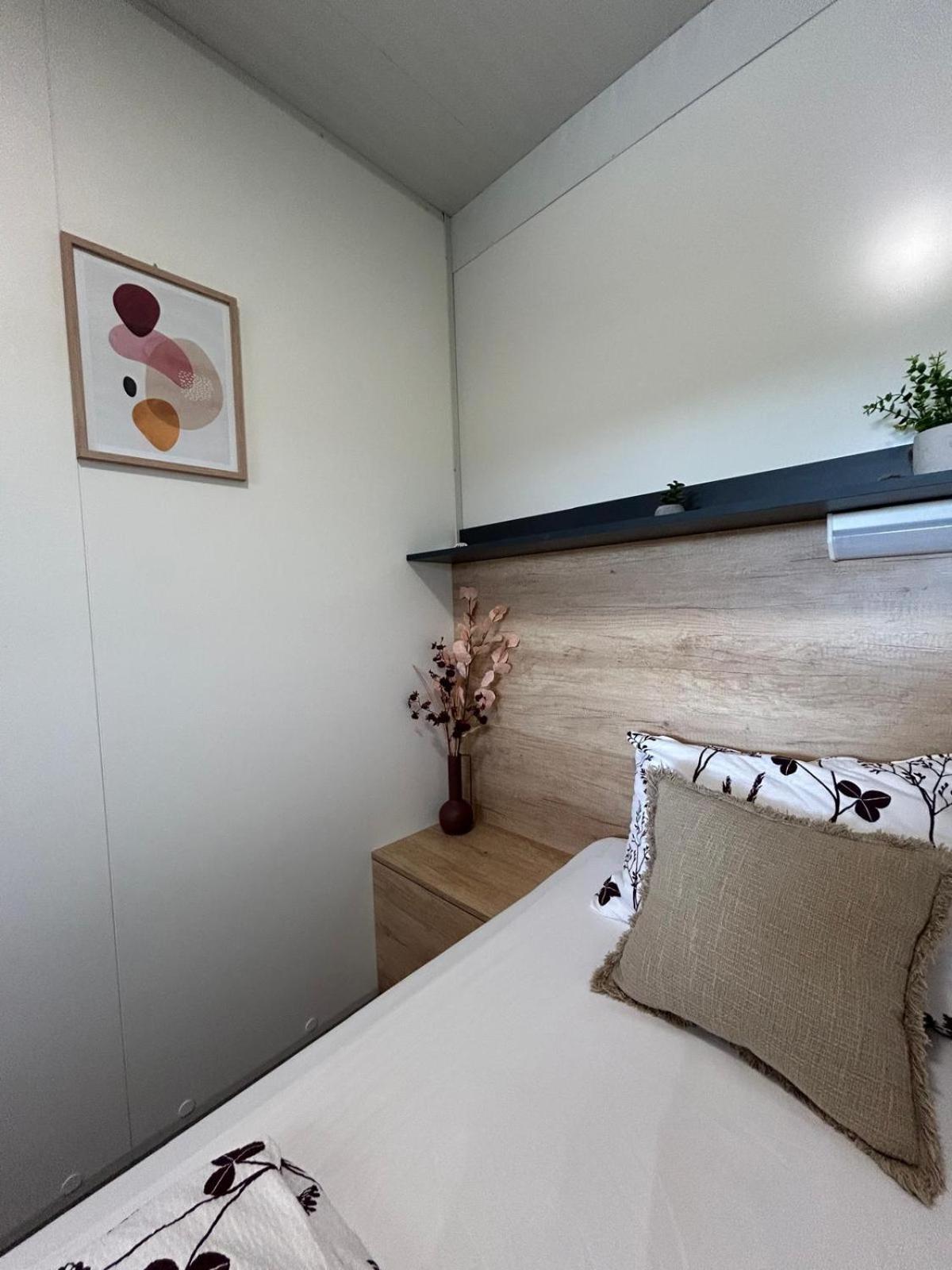 Mobile Home Vilmaris Pakostane Luaran gambar