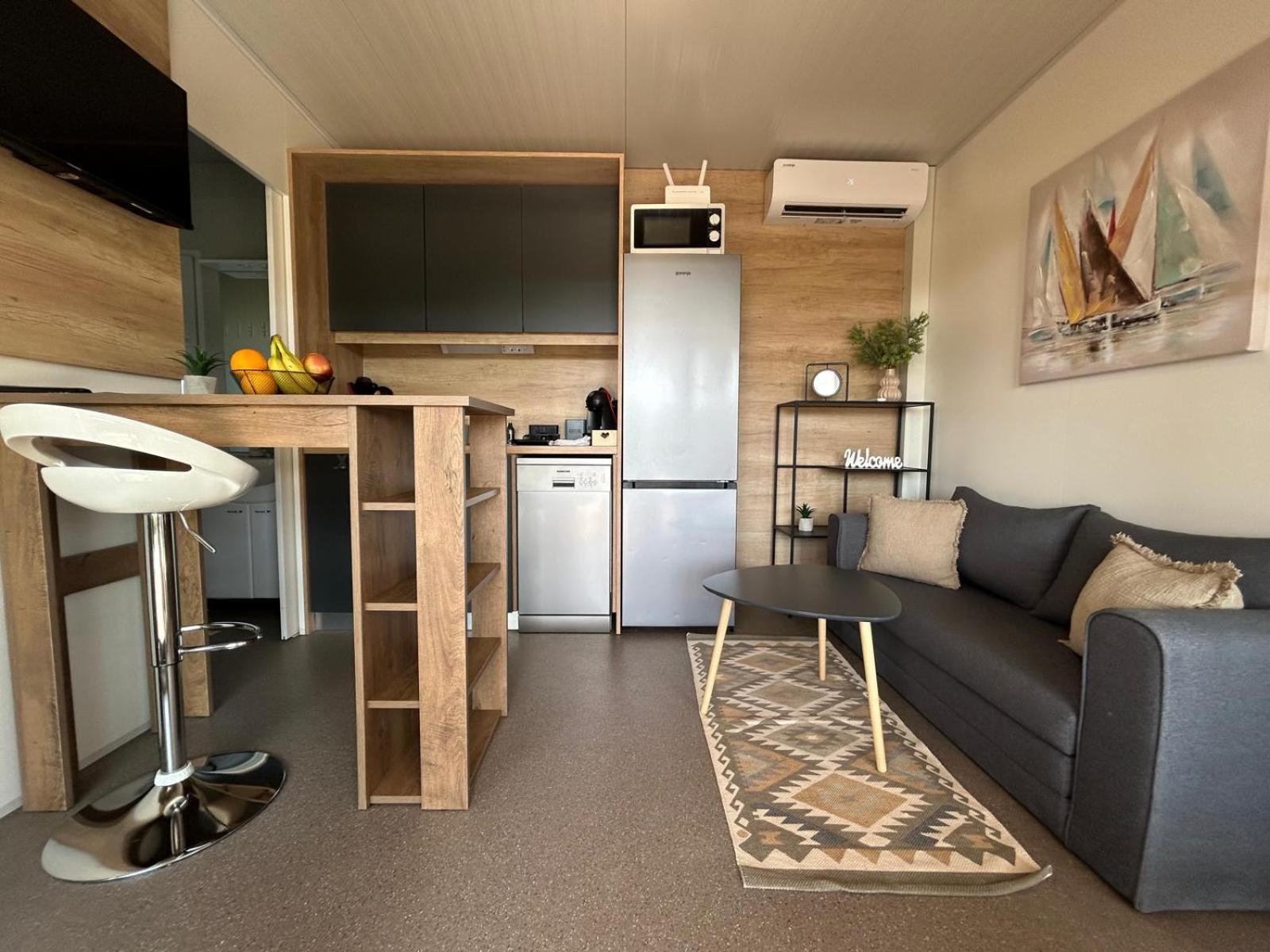 Mobile Home Vilmaris Pakostane Luaran gambar